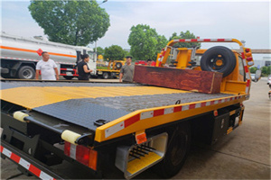 木垒附近拖车电话号码服务