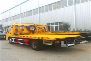 木垒附近拖车救援搭电